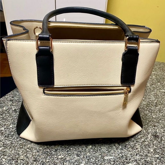 Quilted Two Tone Handbag and matching Wallet Set - Picture 3 of 9